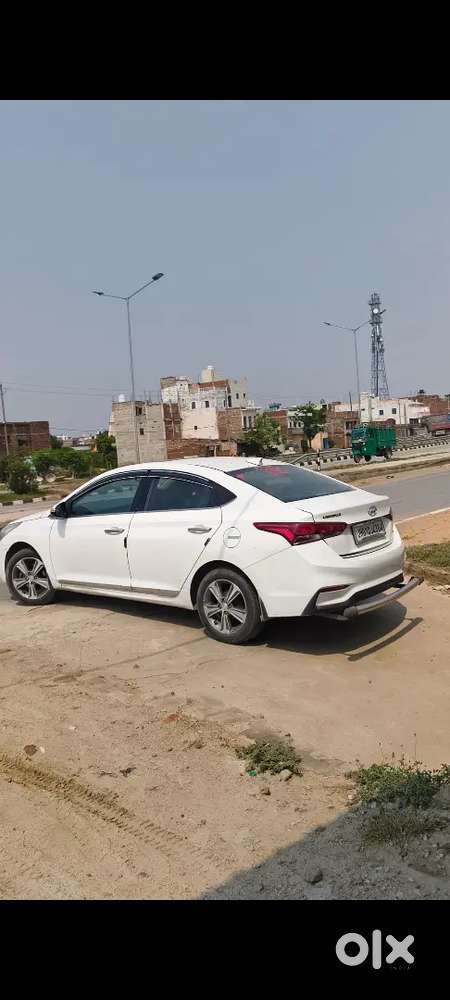 Hyundai Verna 2019 Diesel 90000 Km Driven