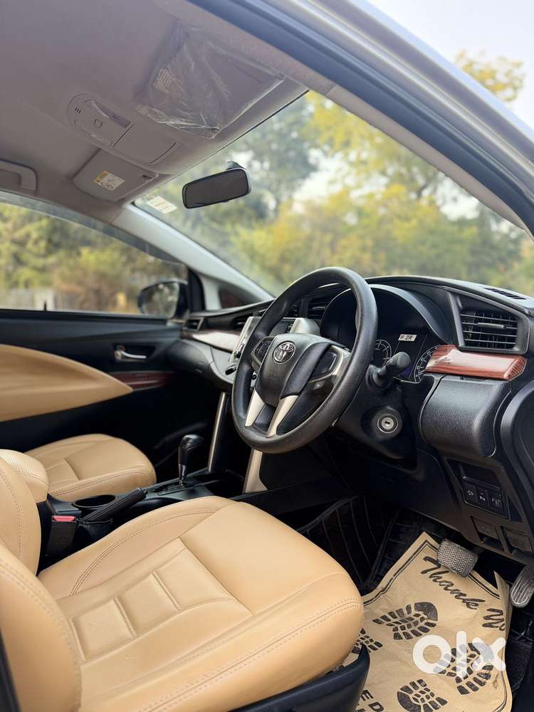 Toyota Innova Crysta [2020-ongoing] 2.4 Gx At 7 Str, 2021, Diesel