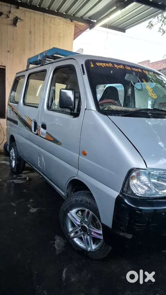 Maruti Suzuki Eeco 2016 Petrol Well Maintained