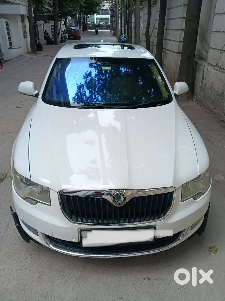 Skoda Superb 2012 Diesel 89000 Km Driven
