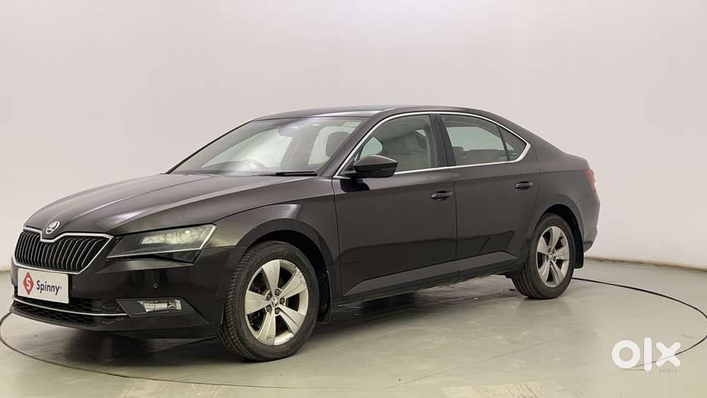 Skoda Superb [2014-2016] 1.8 Style Tsi At, 2018, Petrol