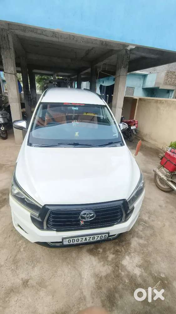 Toyota Innova Crysta 2018 Diesel Well Maintained