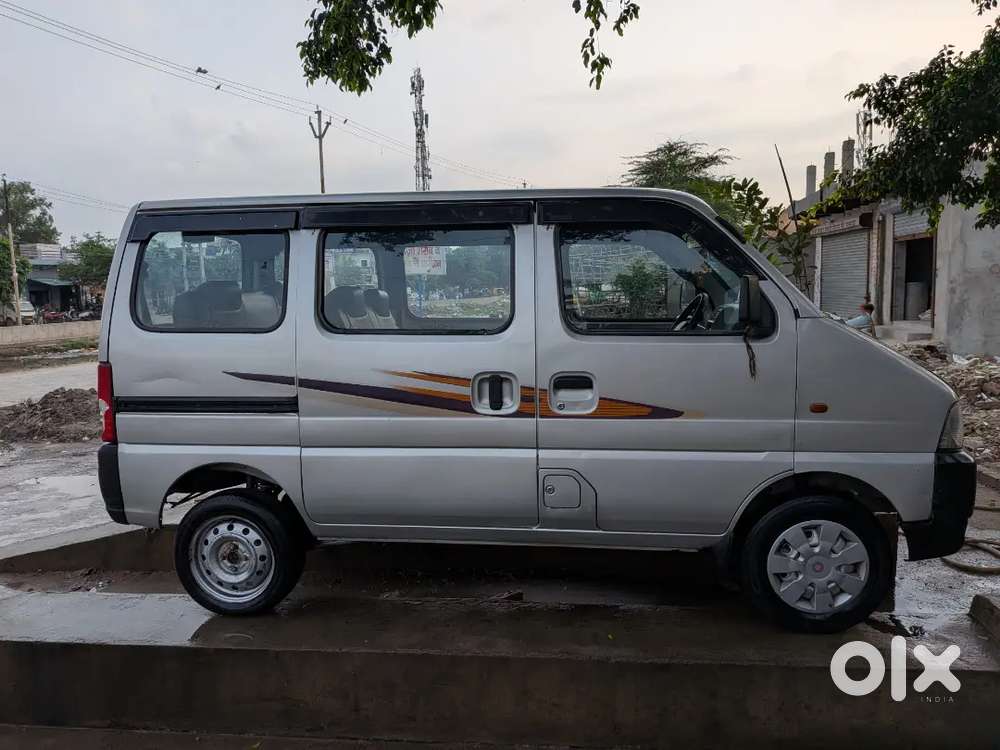 2018 Maruti Suzuki Eeco Smiles 7 Seater