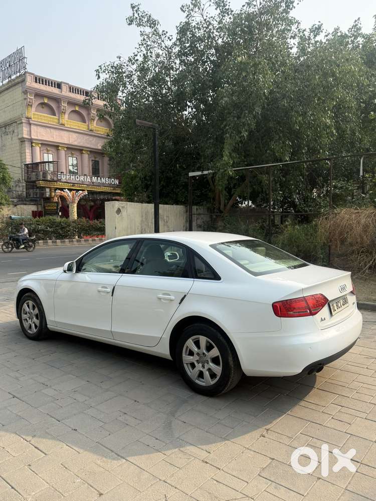Audi A4 1.8 Tfsi Premium With Sunroof, 2012, Petrol