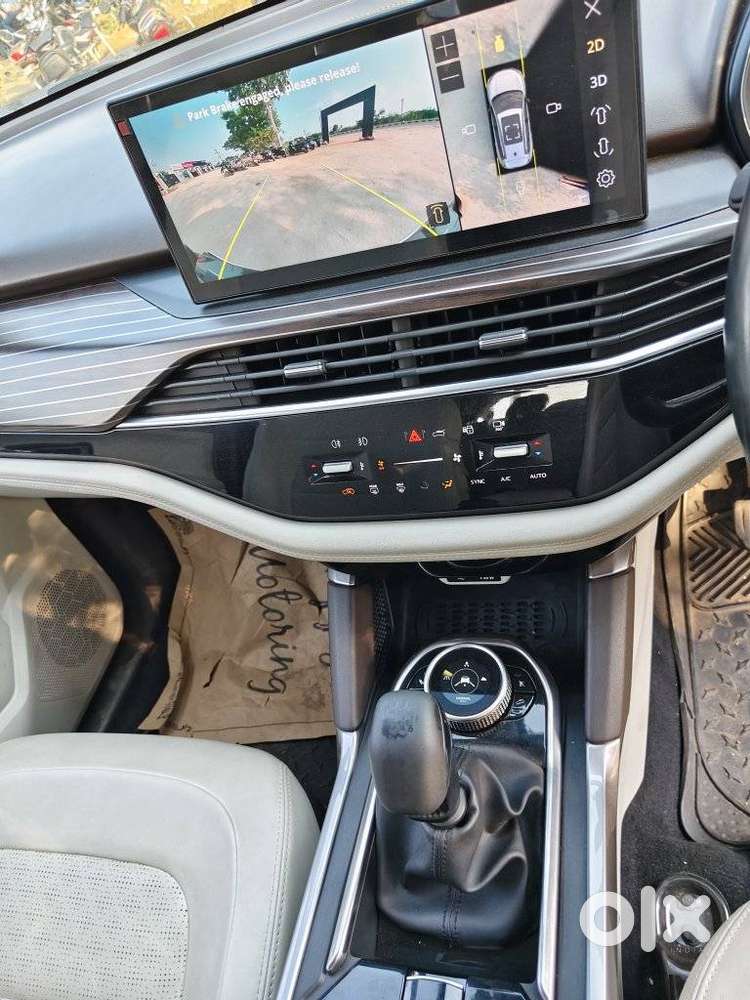 Tata Safari Accomplished Dual Tone, 2024, Diesel