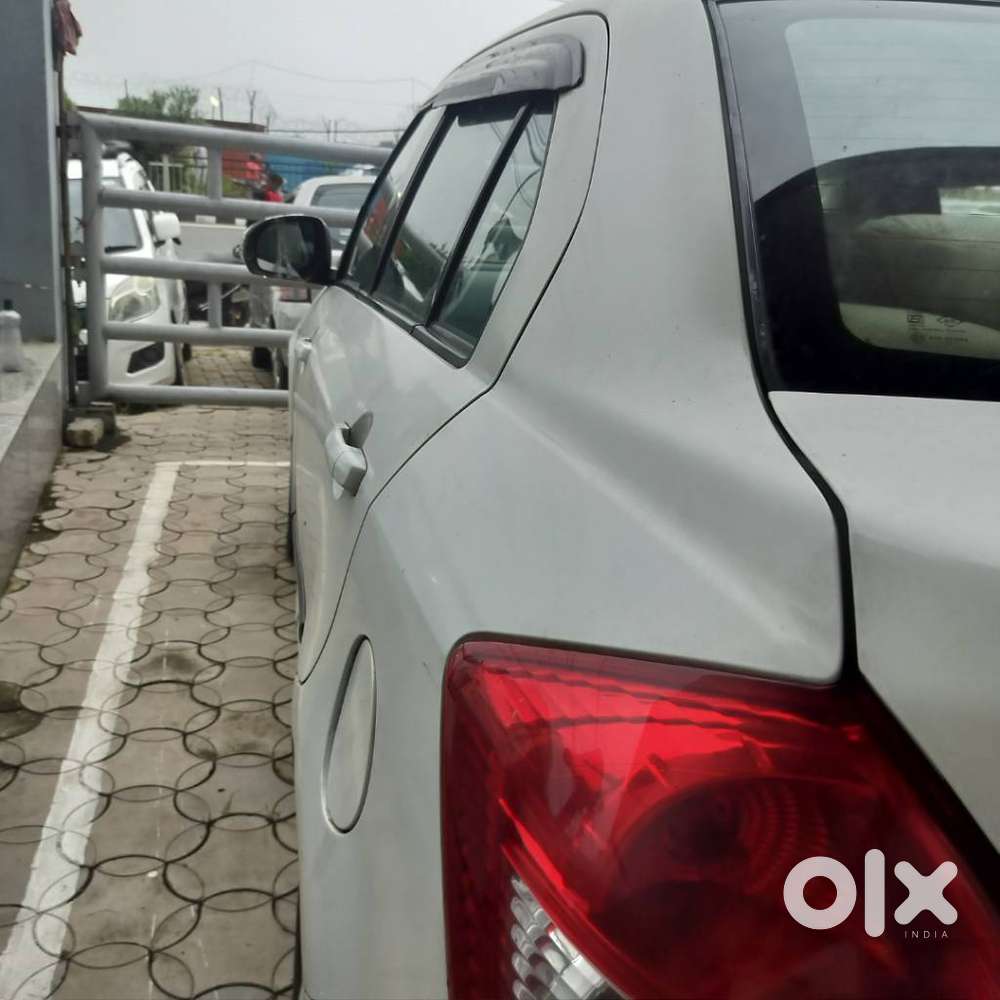 Maruti Suzuki Swift Dzire Zxi+ Mt, 2013, Petrol