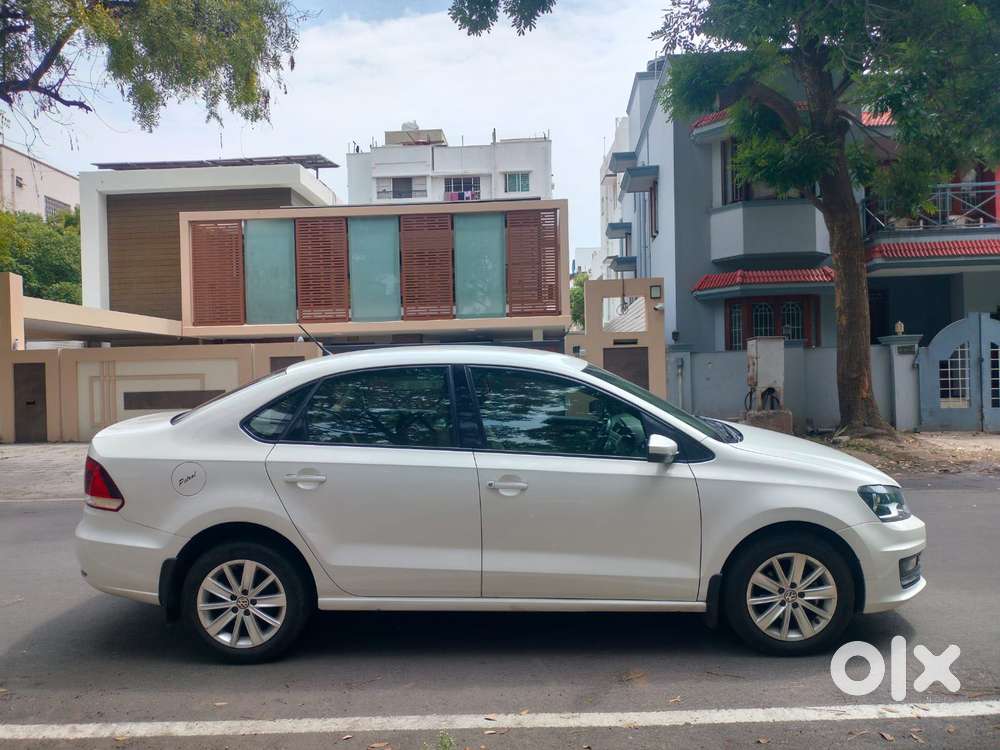Volkswagen Vento 1.2 Tsi Highline Plus At, 2017, Petrol