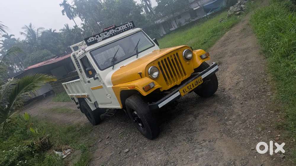 Mahindra Pik Up 4*4  2009 Diesel Manual