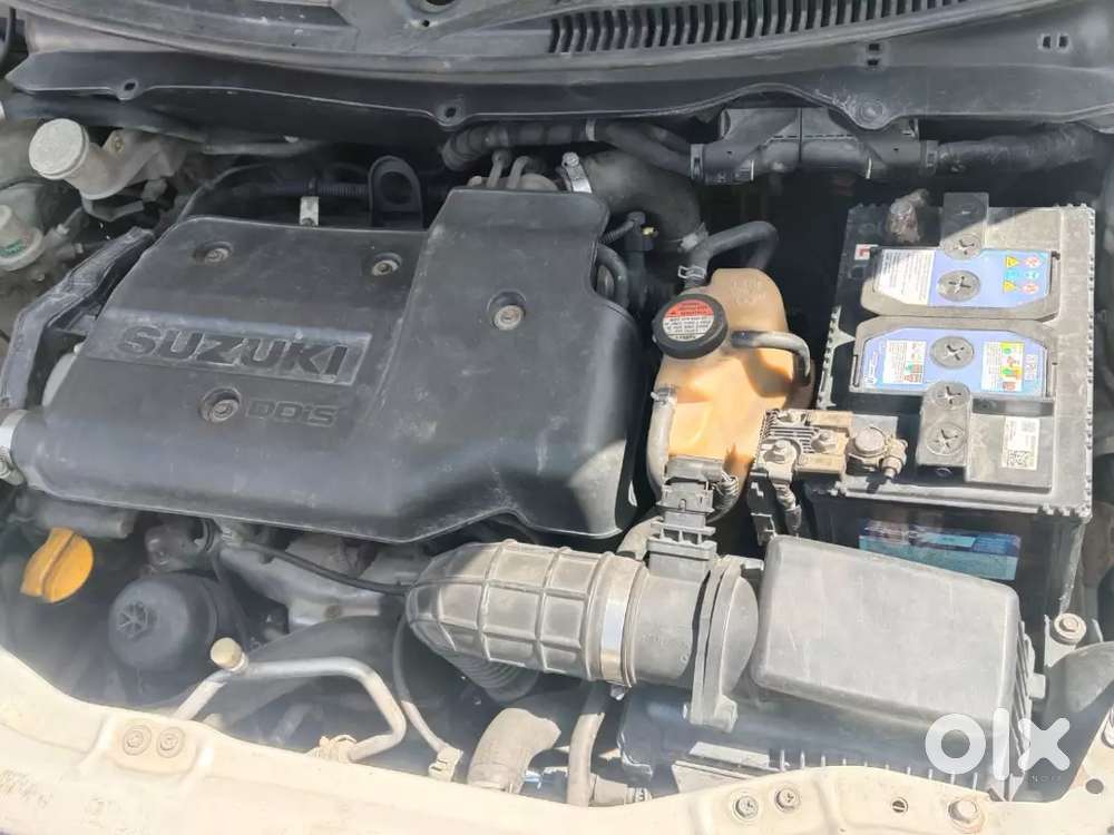 Maruti Suzuki Dzire 2013