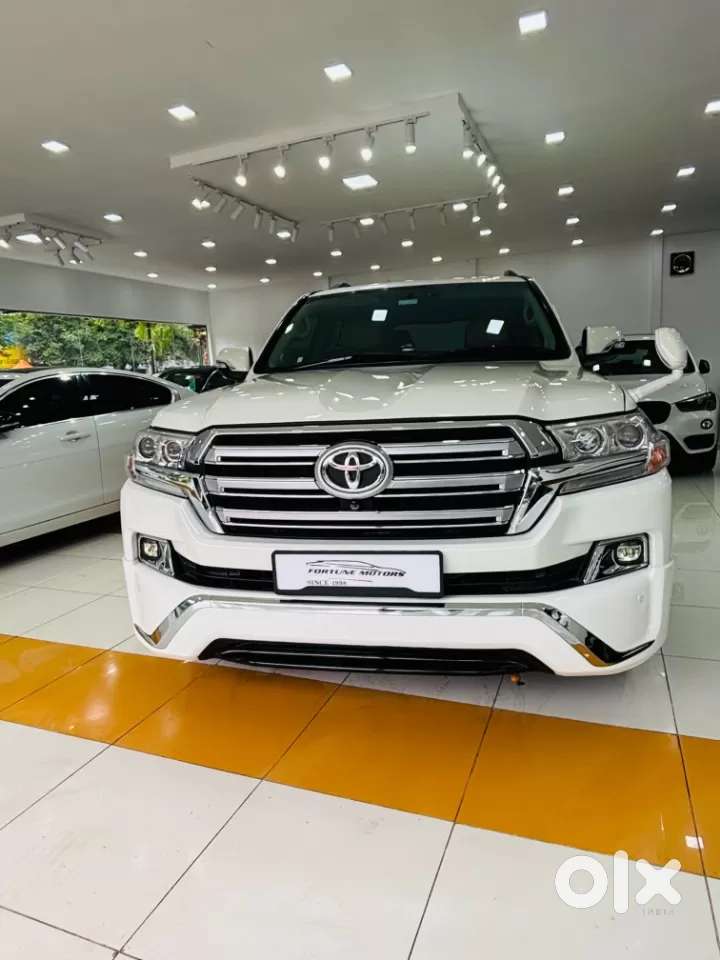 Toyota Land Cruiser [ ] 4.5 Vx Lc 200, 2014, Diesel