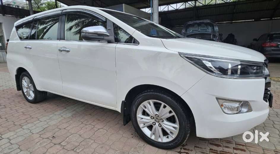 Toyota Innova Crysta 2.5z, 2021, Diesel