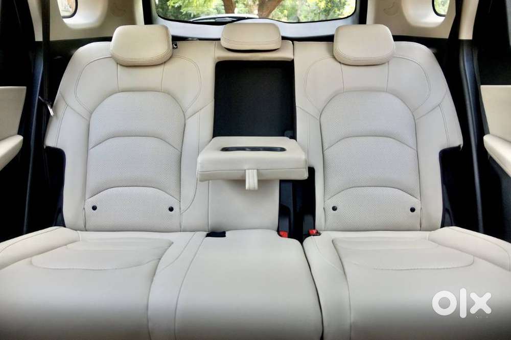 Mg Hector Savvy Pro 1.5 Turbo Cvt Dual Tone, 2023, Petrol