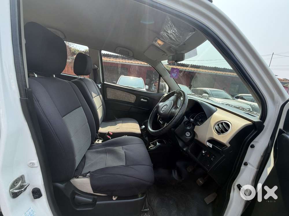Maruti Suzuki Wagon R Vxi 1.0, 2018, Petrol