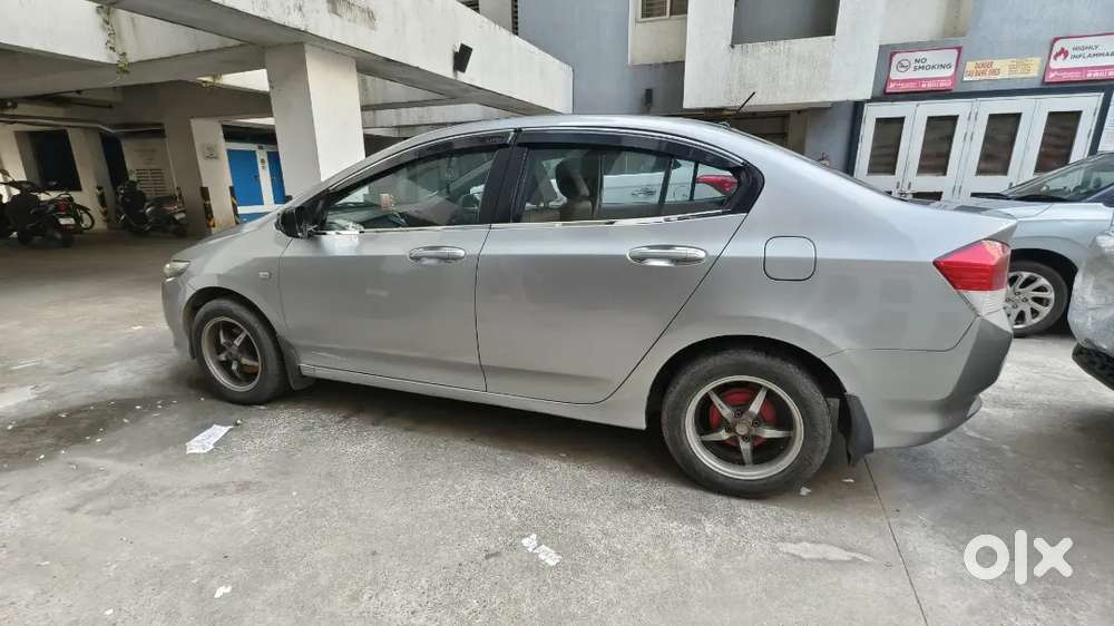 Honda City Petrol At 2009 Variant