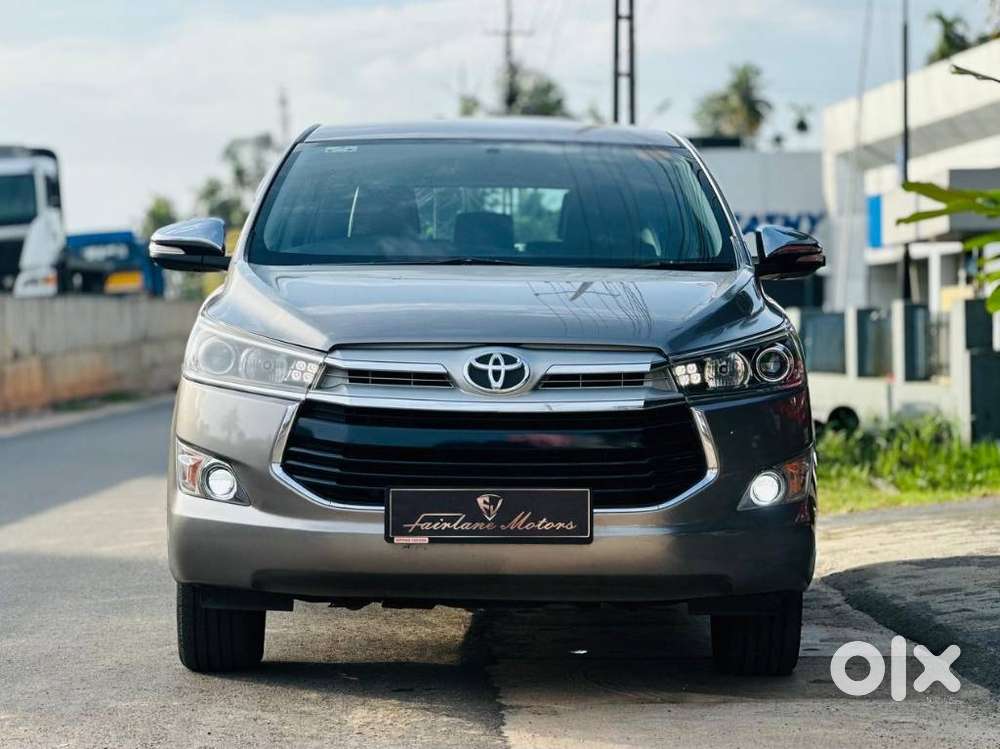 Toyota Innova Crysta 2.8z Automatic, 2017, Diesel