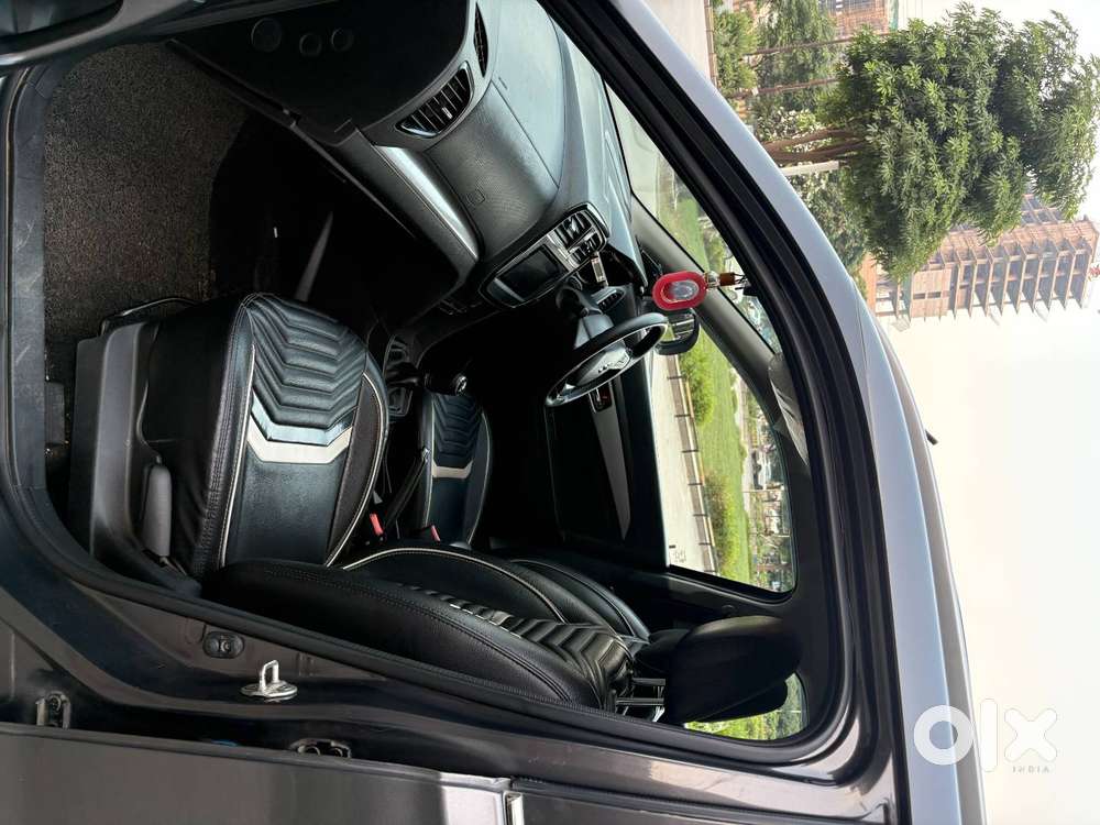 Maruti-suzuki Brezza 1.5 Zxi Turbo