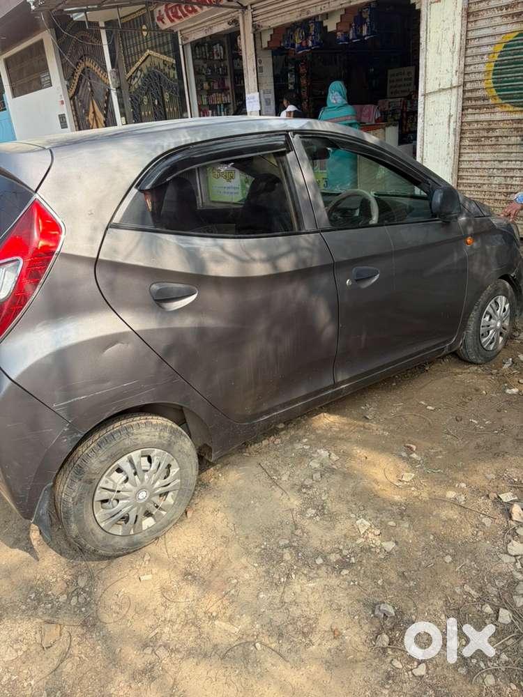 Hyundai Eon Petrol Manual 2015 Year