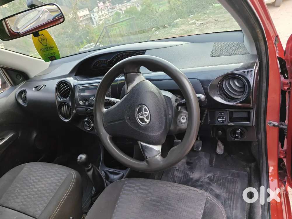 Toyota Etios Cross 2016 Petrol 112000 Km Driven
