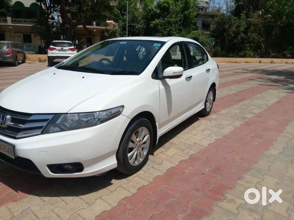 Honda City 2011-2013 1.5 V At Sunroof, 2013, Petrol
