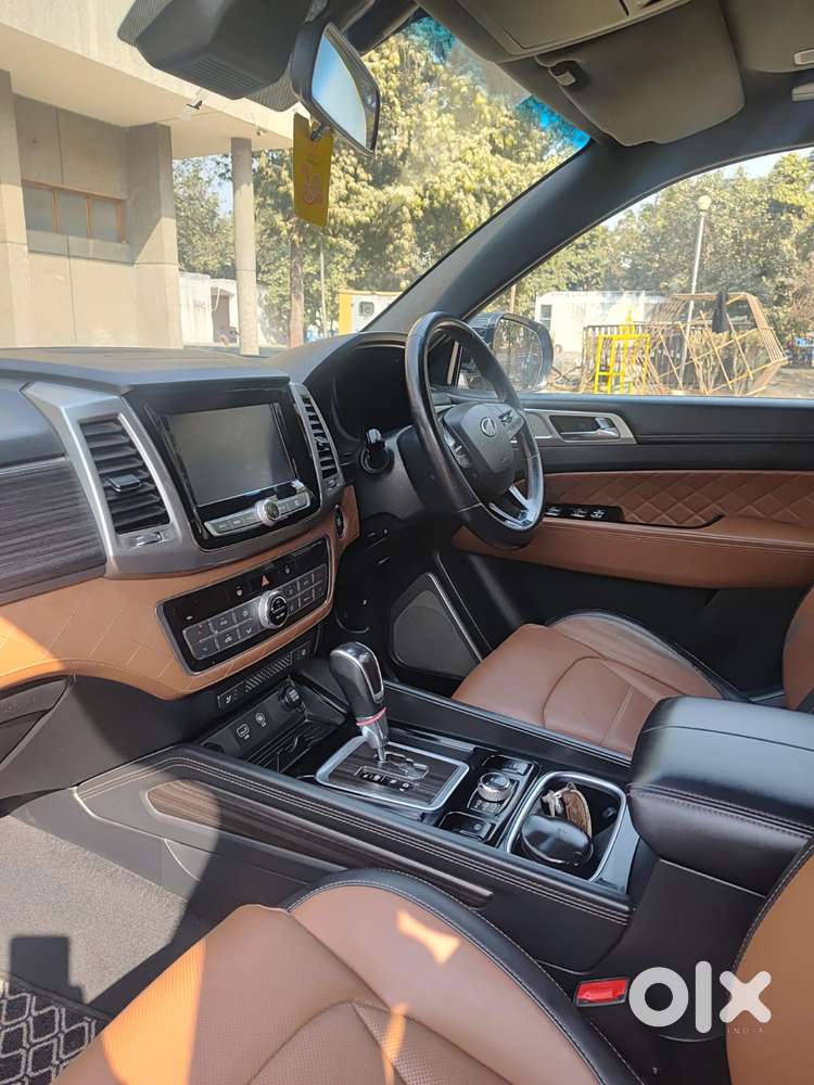 Mahindra Alturas G4 4wd At, 2021, Diesel