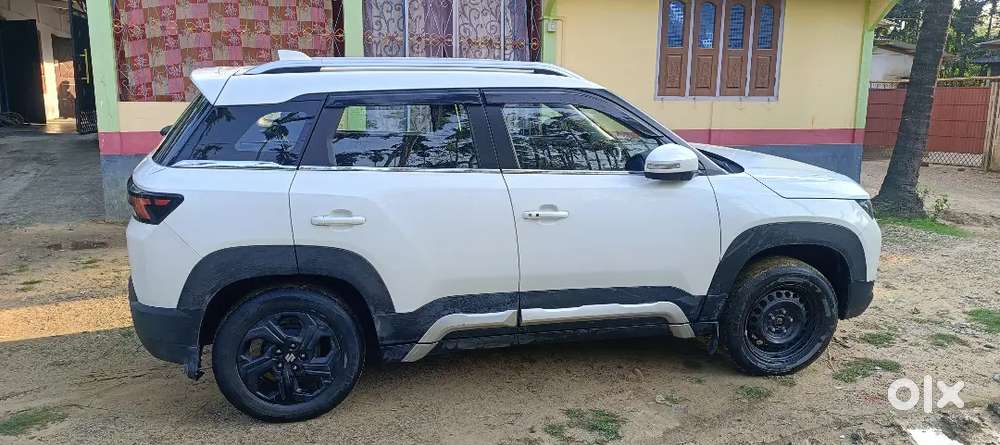 2023 Maruti Suzuki Brezza Hybrid Manual Car