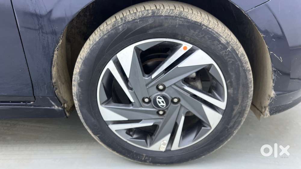 Hyundai I20 Asta (o) 1.2 Mt, 2023, Petrol