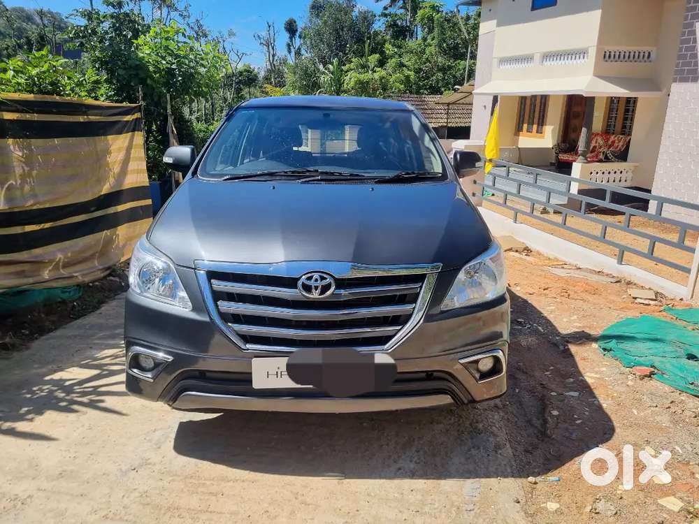 Toyota Innova Diesel 2016 V  Manual 270k Km