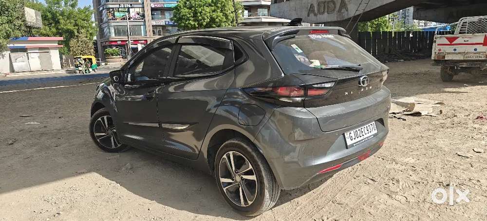 Tata Altroz Xz+ S Sunroof Diesel.