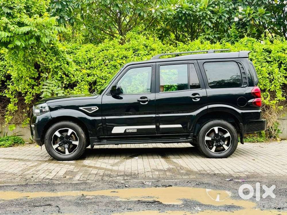 Mahindra Scorpio Classic 2.2 S 11 Mt 7 Cc, 2023, Diesel