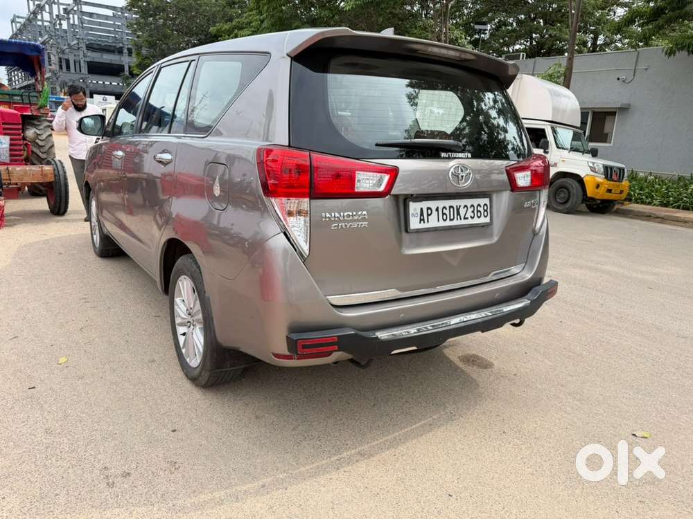 Toyota Innova Crysta 2016 Model Diesel