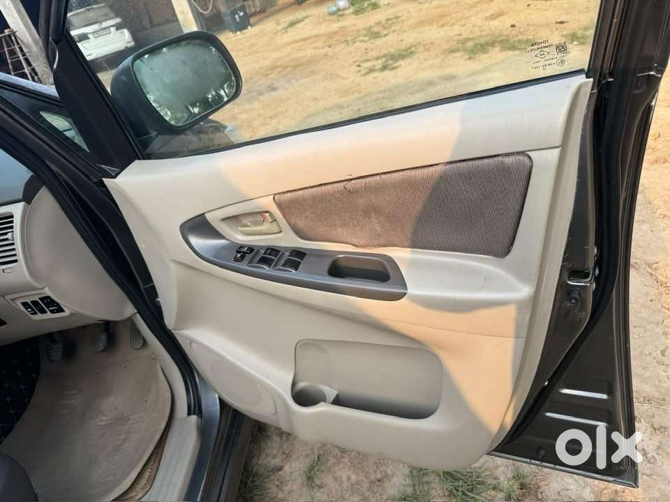 2013 Toyota Innova For Sale