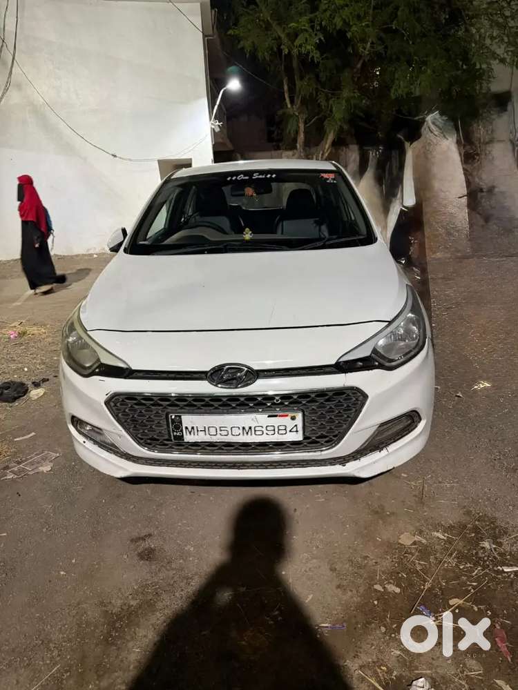 Hyundai I20 2015 Petrol 130000 Km Driven