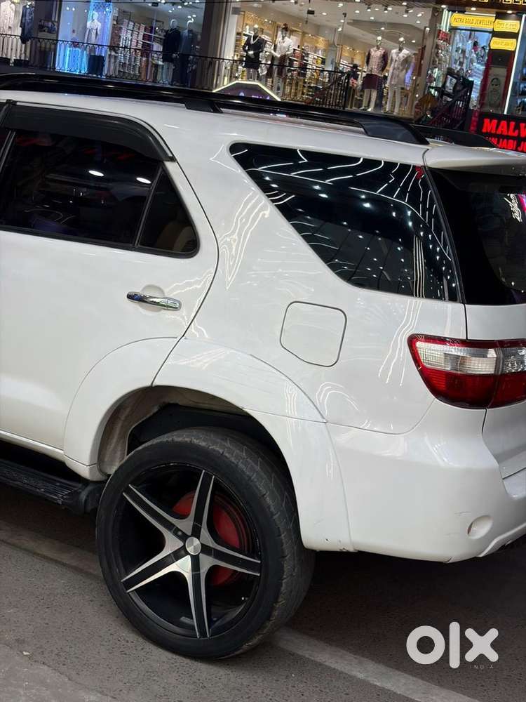 Toyota Fortuner Diesel Manual 1012