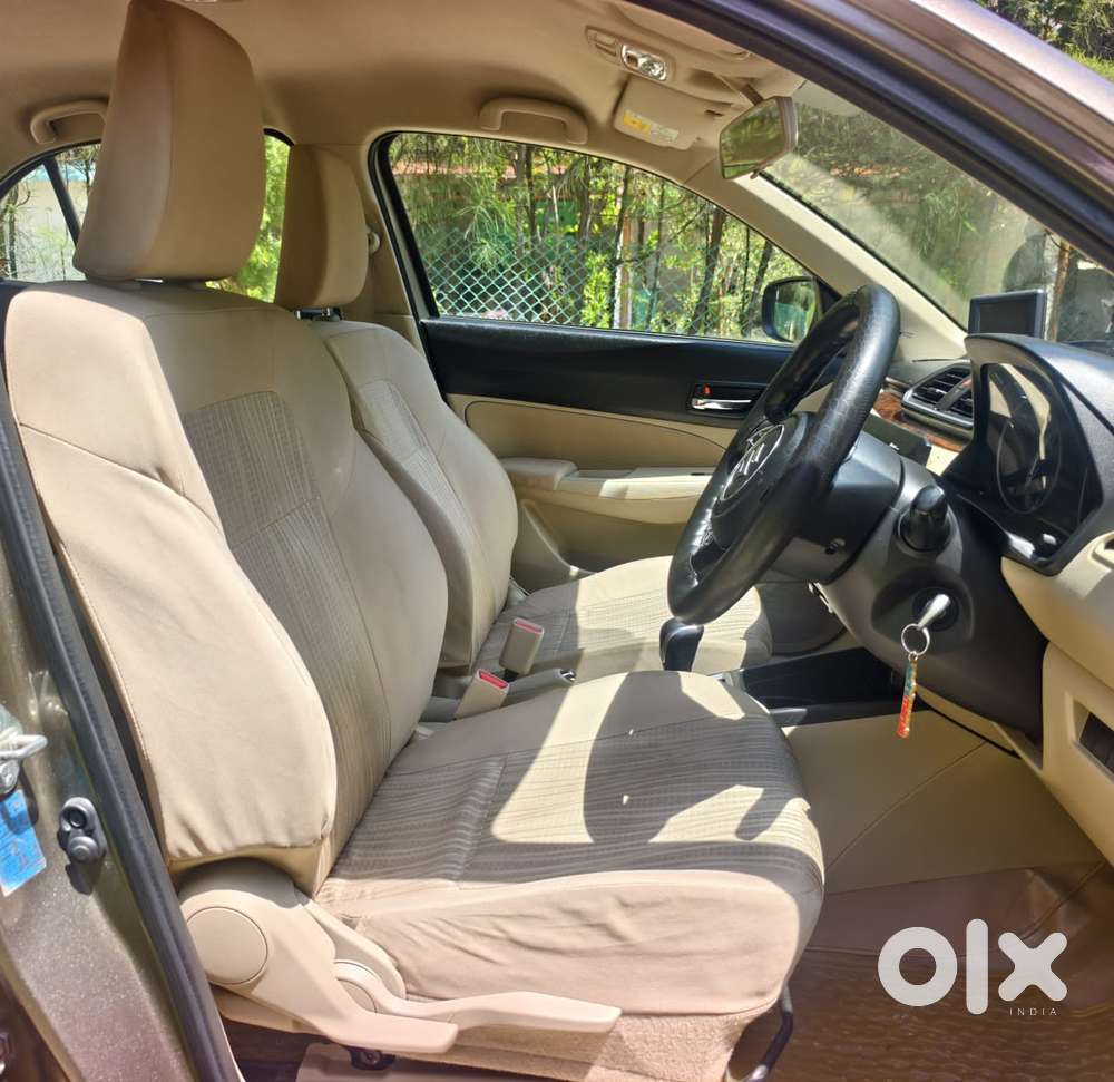 Maruti Suzuki Swift Dzire Amt Vxi, 2017, Petrol