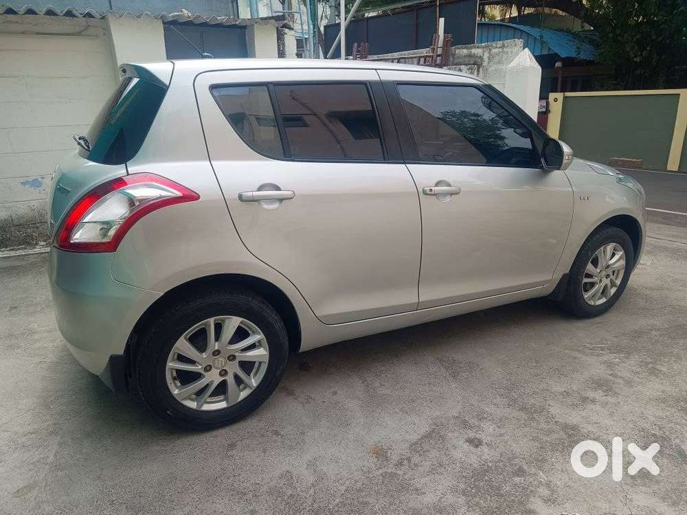 Maruti Suzuki Swift Zxi, 2013, Petrol