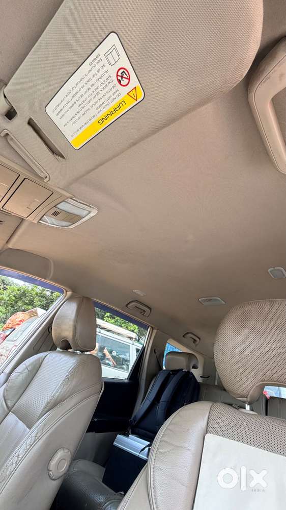 XUV 500 2016 W8, Manual, DL register vehicle with NOC in my name