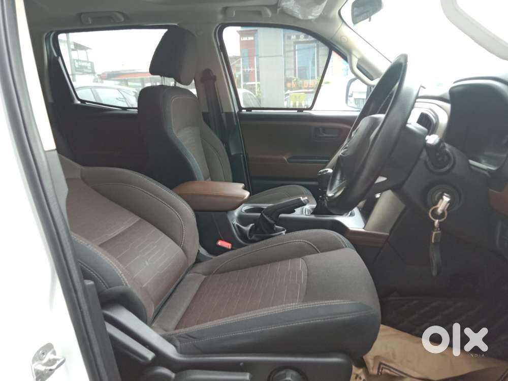Mahindra Scorpio-n, 2023, Diesel