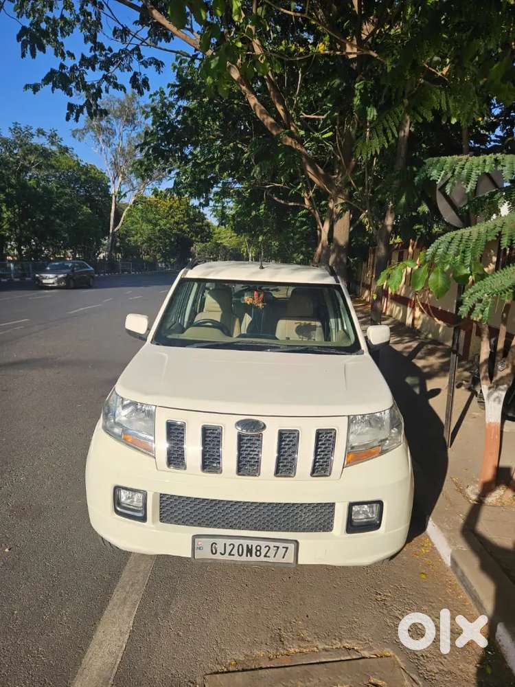 Mahindra Tuv 300 2017 Diesel 43000 Km Driven