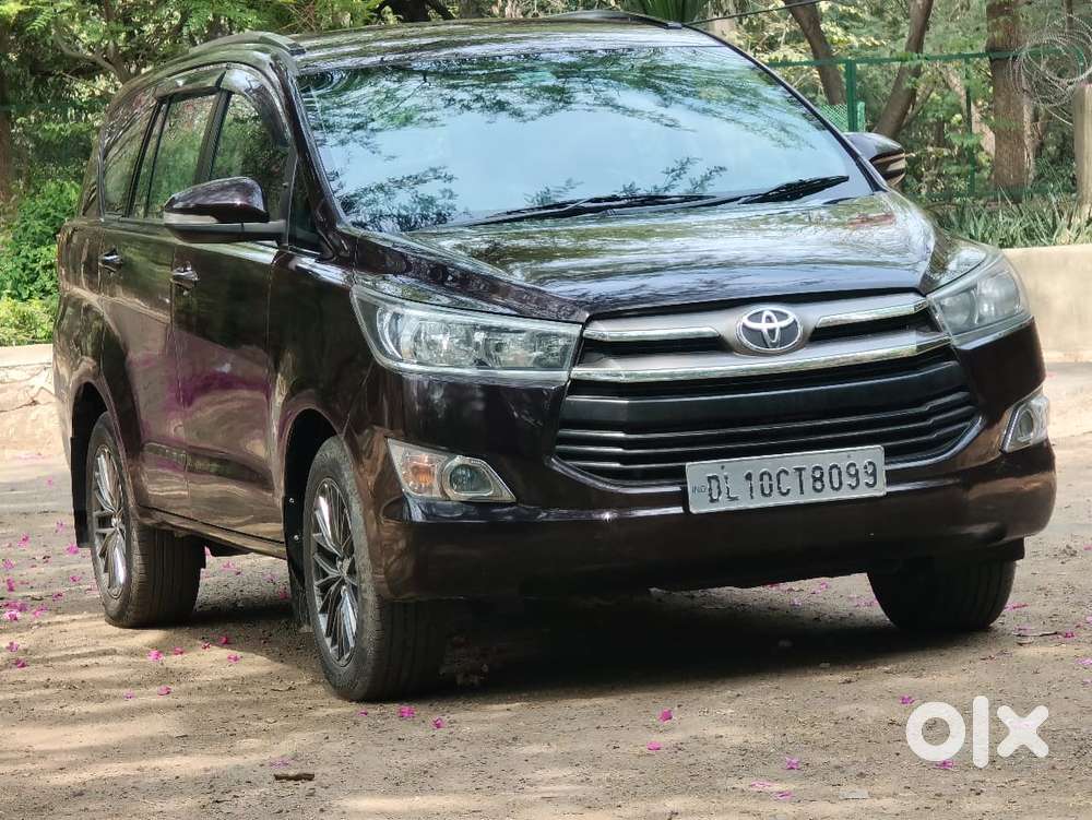 Toyota Innova Crysta 2.8 Gx At, 2016, Diesel