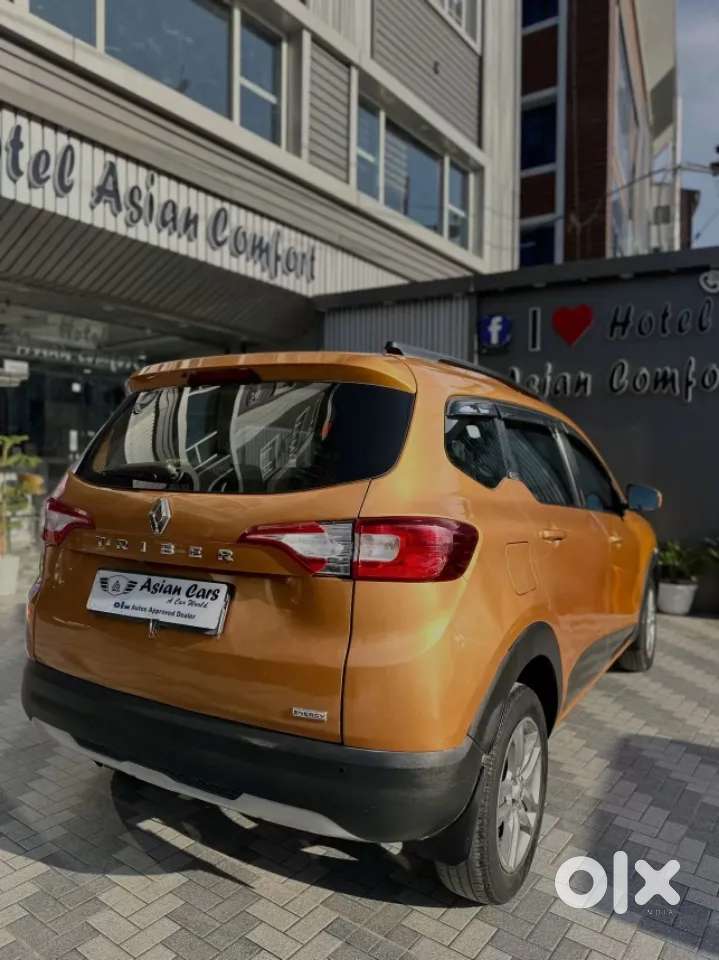 Renault Triber Rxz, 2020, Petrol