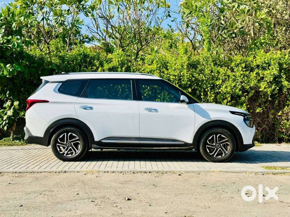 Kia Carens 1.4 Luxury Plus 6 Str, 2022, Petrol