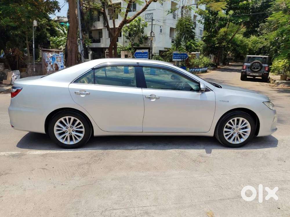 Toyota Camry 2.5 Hybrid, 2015, Petrol