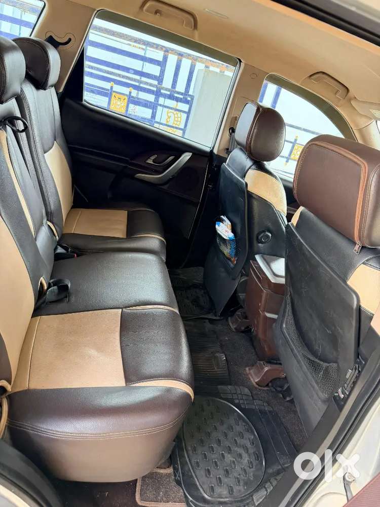 Mahindra Xuv500 2013 W6