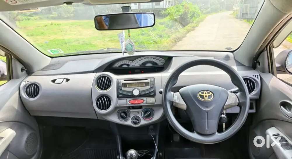 Toyota Etios 2011 Petrol Well Maintained