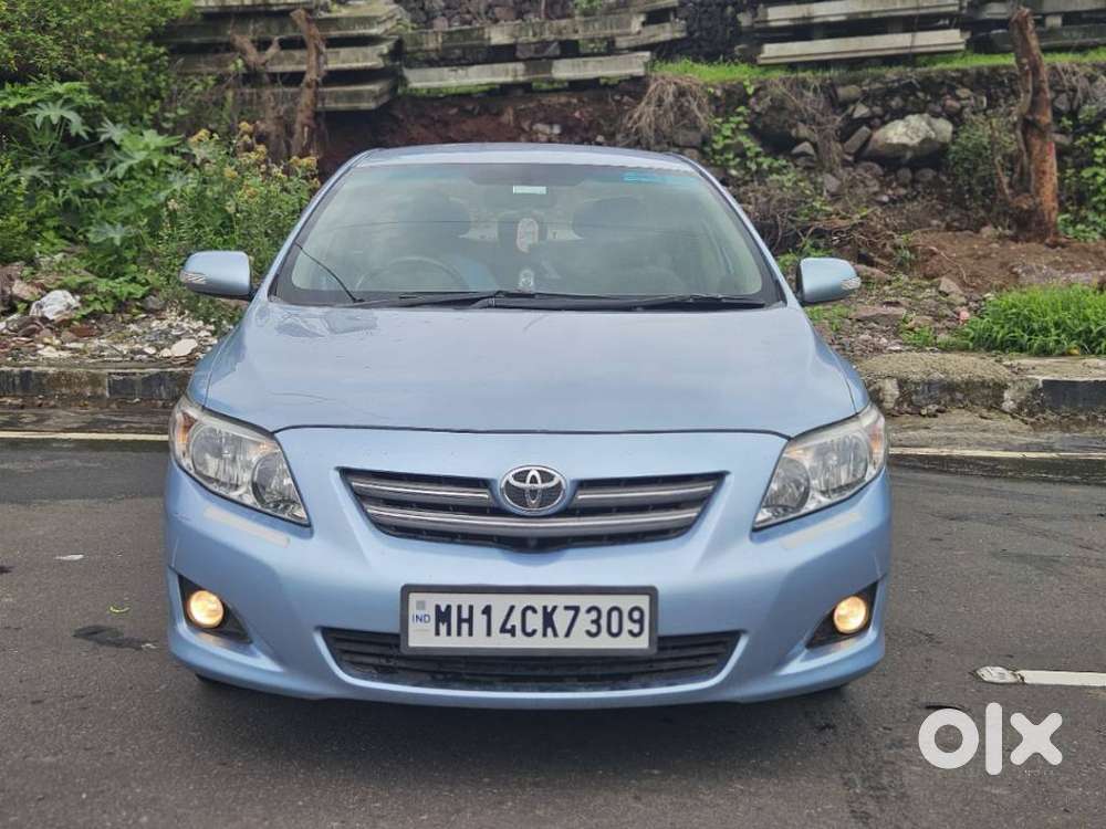 Toyota Corolla Altis G, 2011, Petrol