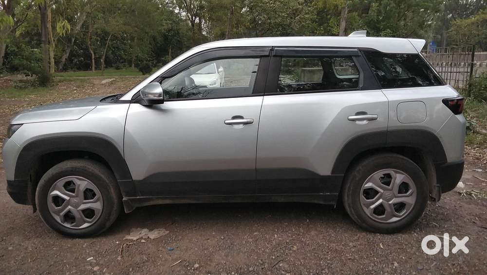 Maruti Suzuki Brezza 1.5 Lxi Smart Hybrid, 2022, Cng & Hybrids