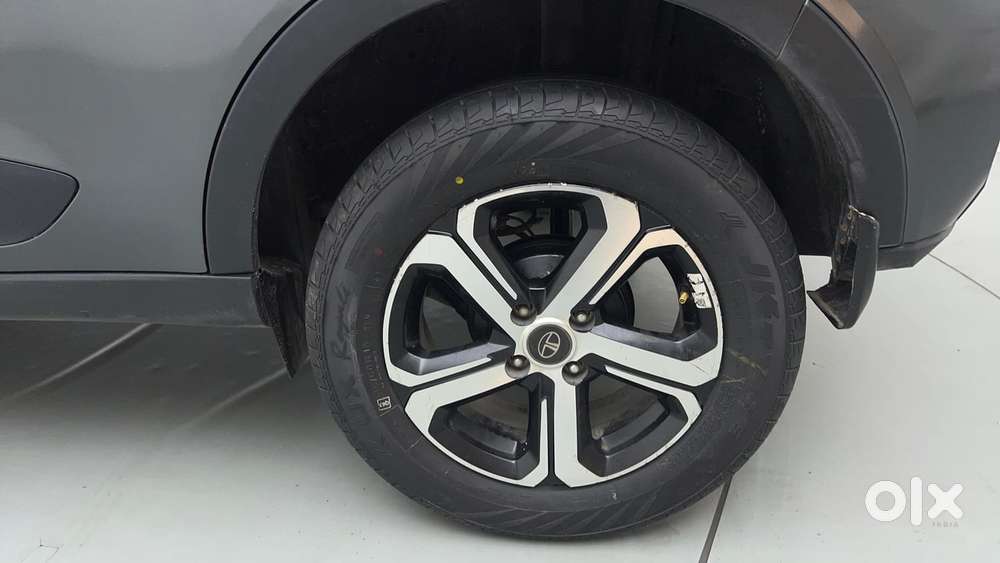 Tata Nexon 1.2 Revotron Xz Plus (s), 2023, Petrol
