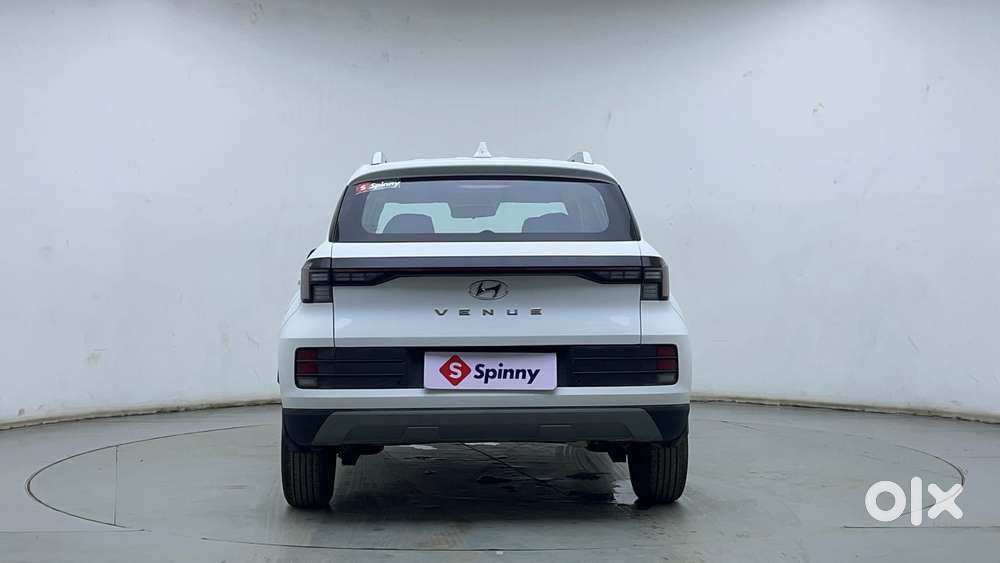 Hyundai Venue 1.2 S (o), 2025, Petrol
