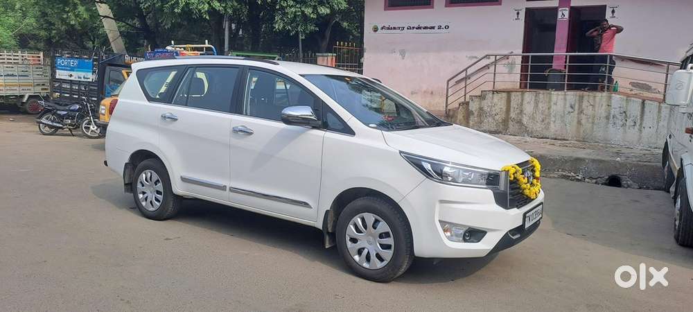 Toyota Innova Crysta Diesel 2025