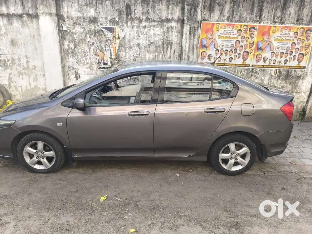 Insurance One Year, New Battery, Two New Tyre